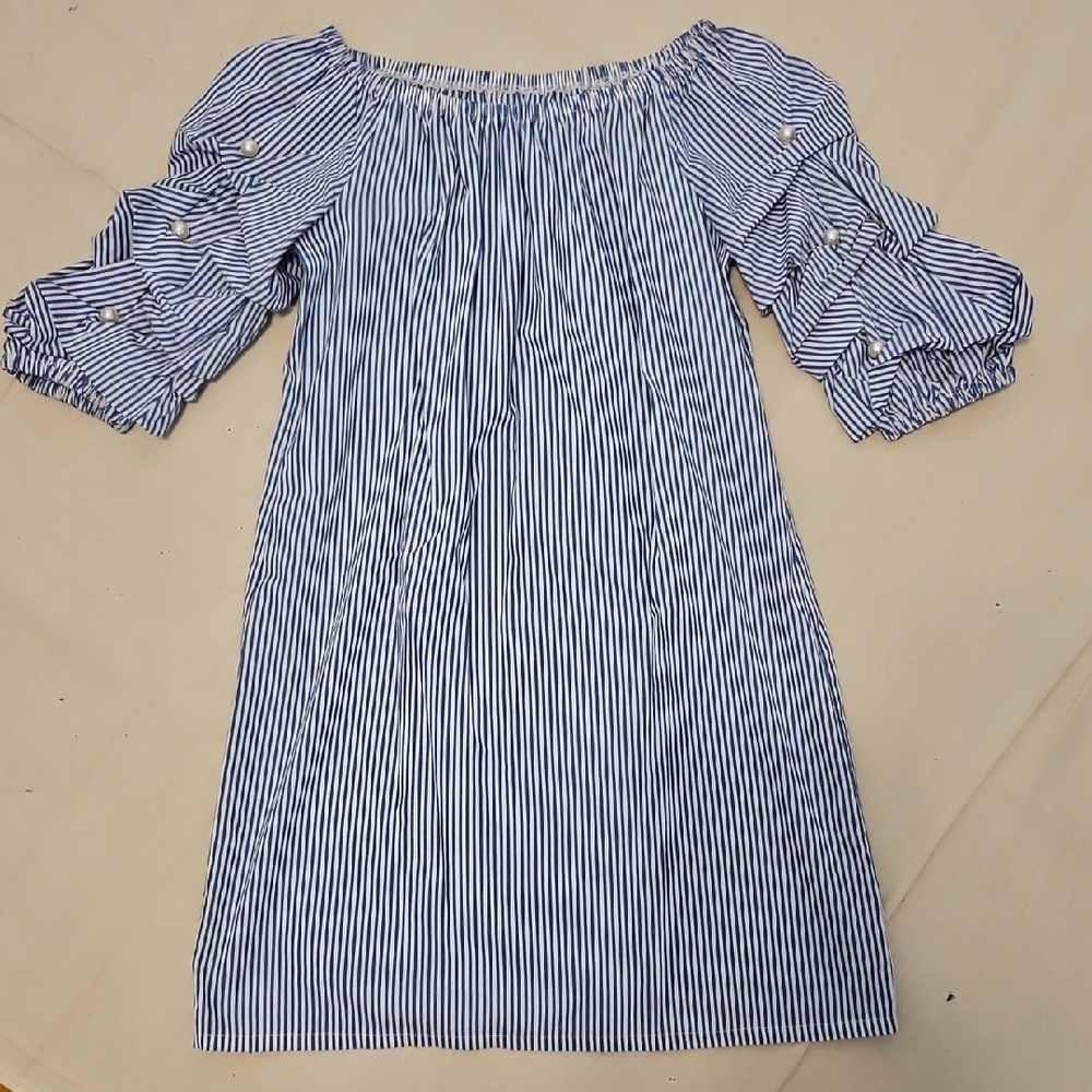 Blue and White Off-Shoulder Puff Sleeve Tunic with pearls.